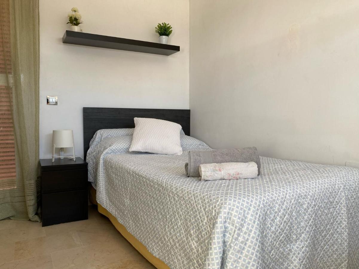 קאסטילייחה דה לה קווסטה Castilleja , Casa-Apartamento Cerca Centro Sevilla Wifi Familias Trabajo Garaje מראה חיצוני תמונה